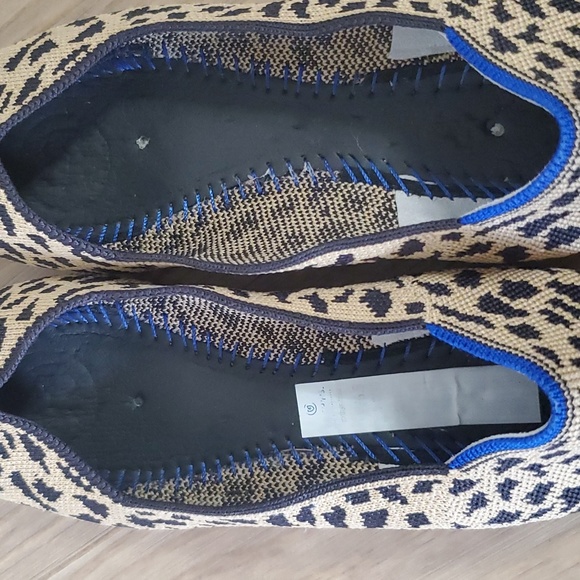 Rothy's leopard print point flats size 6.5 - Picture 10 of 16